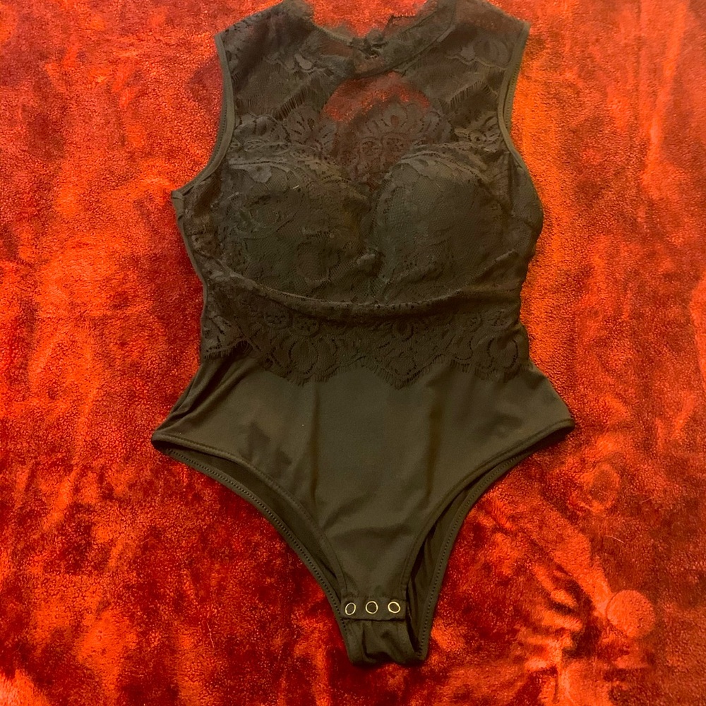 Beautiful Black Lace Bodysuit - Snall